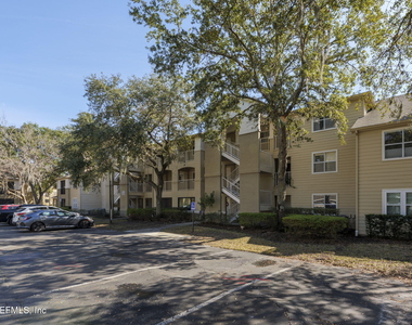 19 Arbor Club Drive - Photo Thumbnail 2