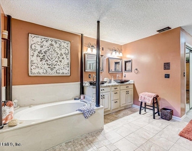 4251 Monument Road - Photo Thumbnail 15