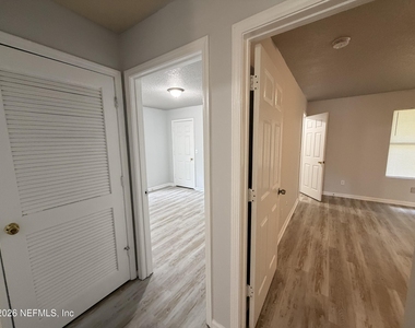8225 Eaton Avenue - Photo Thumbnail 4
