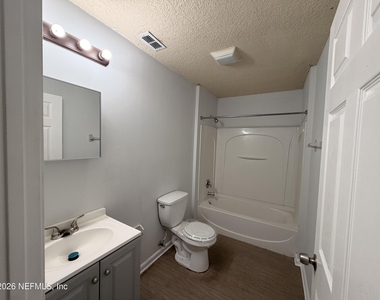8225 Eaton Avenue - Photo Thumbnail 3