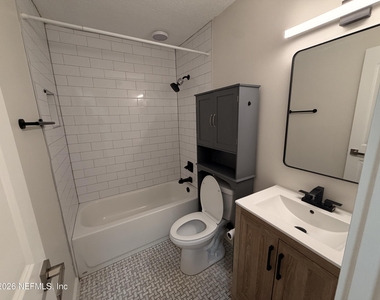 1700 Main Street - Photo Thumbnail 7