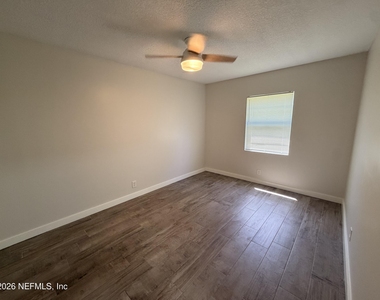 1700 Main Street - Photo Thumbnail 6