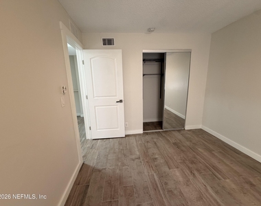 1700 Main Street - Photo Thumbnail 4
