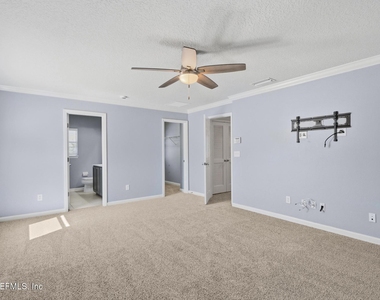 736 Rembrandt Avenue - Photo Thumbnail 19