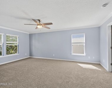 736 Rembrandt Avenue - Photo Thumbnail 18