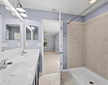 736 Rembrandt Avenue - Photo Thumbnail 21