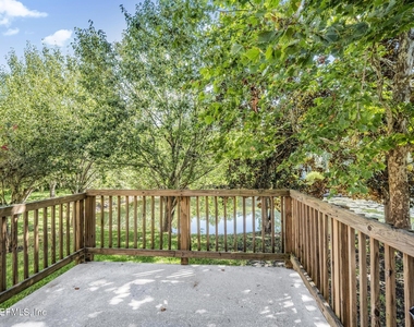 736 Rembrandt Avenue - Photo Thumbnail 24