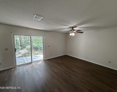 165 Southern Bridge Boulevard - Photo Thumbnail 7