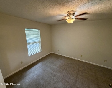 165 Southern Bridge Boulevard - Photo Thumbnail 11