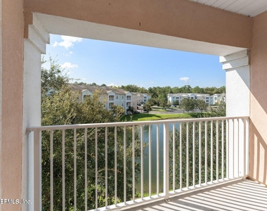 8226 Green Parrot Road - Photo Thumbnail 4
