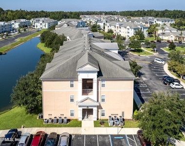 8226 Green Parrot Road - Photo Thumbnail 25