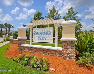 8226 Green Parrot Road - Photo Thumbnail 5