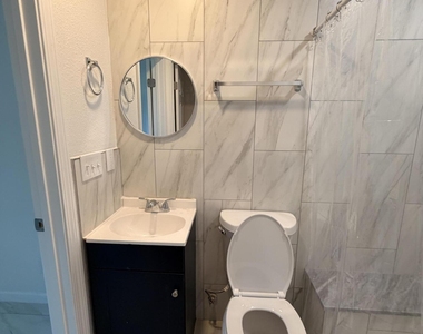 7178 Karenita Drive - Photo Thumbnail 5