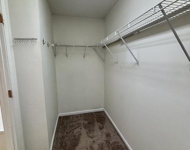 13758 Sea Hawk Street - Photo Thumbnail 23