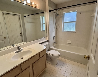 13758 Sea Hawk Street - Photo Thumbnail 13