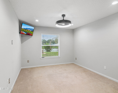4032 Lonicera Loop - Photo Thumbnail 23