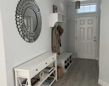 340 Howland Drive - Photo Thumbnail 9