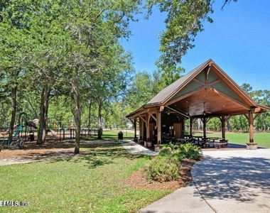 340 Howland Drive - Photo Thumbnail 26
