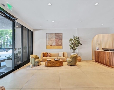 2460 Peachtree Road - Photo Thumbnail 31