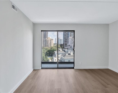 2460 Peachtree Road - Photo Thumbnail 25