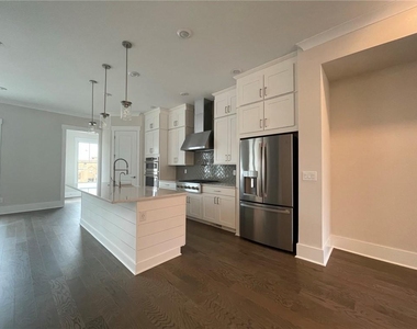 892 Mayfield Road - Photo Thumbnail 8