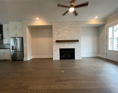 892 Mayfield Road - Photo Thumbnail 7