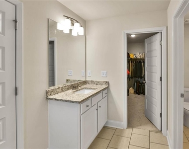 2423 Chene Drive - Photo Thumbnail 30