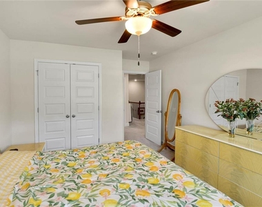 2423 Chene Drive - Photo Thumbnail 20