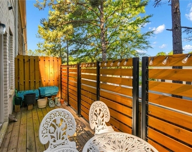 2423 Chene Drive - Photo Thumbnail 33
