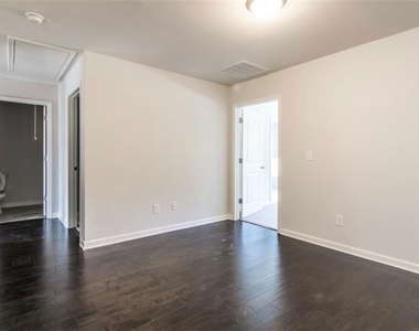 5520 Bright Cross Way - Photo Thumbnail 7