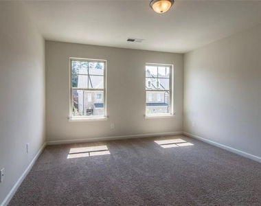 5520 Bright Cross Way - Photo Thumbnail 6