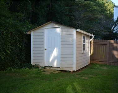 2076 Fairport Way - Photo Thumbnail 16