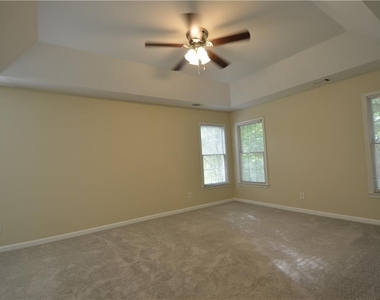 2076 Fairport Way - Photo Thumbnail 8