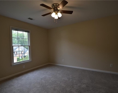 2076 Fairport Way - Photo Thumbnail 13