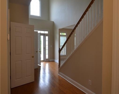 2076 Fairport Way - Photo Thumbnail 2