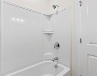 2076 Holtz Lane - Photo Thumbnail 13