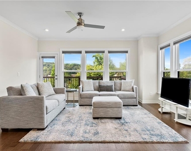 2076 Holtz Lane - Photo Thumbnail 24
