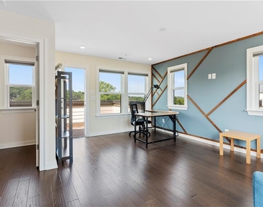 2076 Holtz Lane - Photo Thumbnail 45