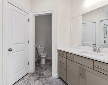 2076 Holtz Lane - Photo Thumbnail 43