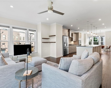 2076 Holtz Lane - Photo Thumbnail 23