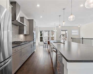 2076 Holtz Lane - Photo Thumbnail 21