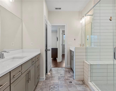 2076 Holtz Lane - Photo Thumbnail 41