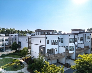 2076 Holtz Lane - Photo Thumbnail 2