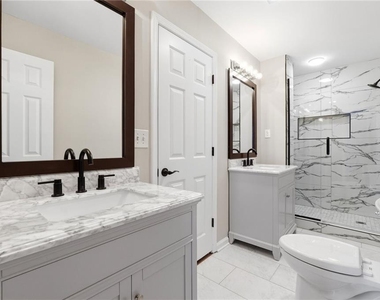220 Clipper Bay Drive - Photo Thumbnail 15
