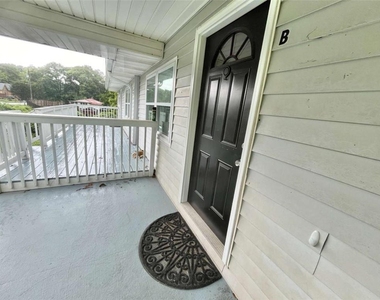 4415 Oak Street - Photo Thumbnail 1