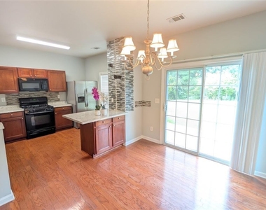 1010 Prestwyck Court - Photo Thumbnail 2