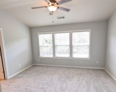 1010 Prestwyck Court - Photo Thumbnail 9