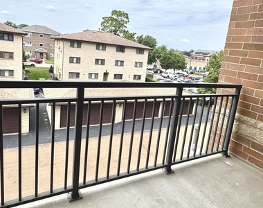 9530 Cook Avenue - Photo Thumbnail 3