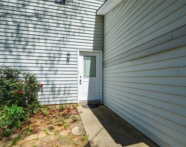160 Timber Creek Lane Sw - Photo Thumbnail 3