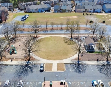 303 Hiawassee Drive - Photo Thumbnail 41